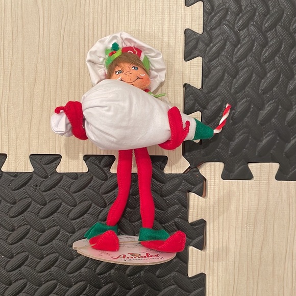 Annalee 9" Decorating Chef Elf with Pastry Bag - Mint - 500912 2012 - Picture 3 of 7